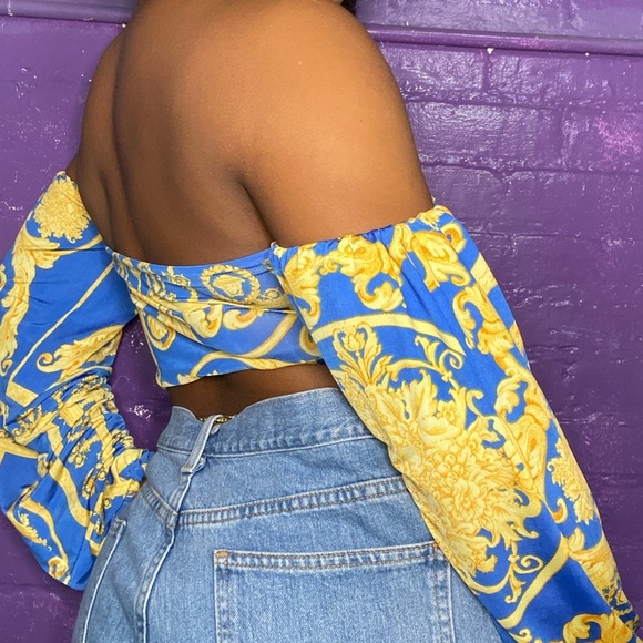Handmade blue and yellow print crop top size medium - Picture 3 of 5